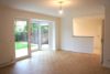 Wohnzimmer - Moderne Haus-im-Haus-Einheit mit Einbauküche in TOP Lage!