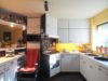 Küche - Wohnungsqualität für Familien! Sehr großzügiges Reiheneckhaus auf der Dorfstraße
