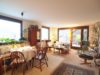 2 - Hervorragende Lage! Renovierungsbedürftige 2 Zimmer-Wohnung mit gr. Dachterrasse und Balkon