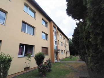 Gut investieren in Büderich! Renovierungsbedürftige Wohnung mit Balkon und EBK, 40667 Meerbusch, Etagenwohnung zum Kauf