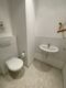 Schöne 2 Zimmer-Wohnung im Herzen von Oberkassel - Gäste-WC