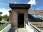 11 - Attraktive 2-Zimmer-Dachgeschoss-Wohnung mit Balkon und Einzelgarage in zentraler Lage von Meerbusch-Büderich