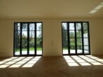 Luxuriöse Doppelhaus-Villa in bester Lage von Alt-Meererbusch Privatstraße mit Toranlage! - Wohnzimmer